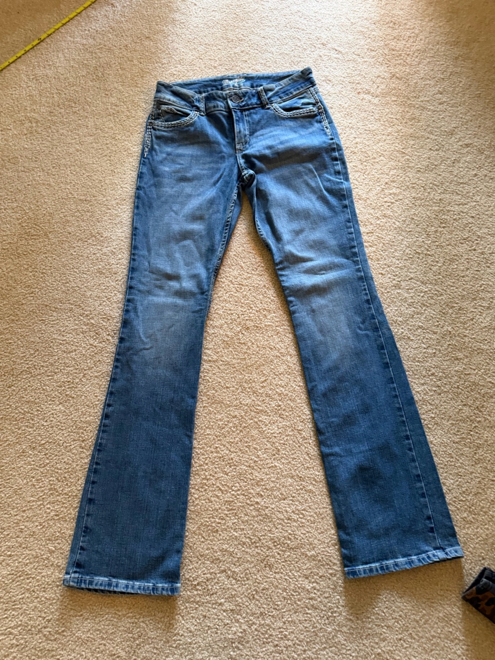 Wrangler women’s Blue Denim Jeans - Classic Bootcut